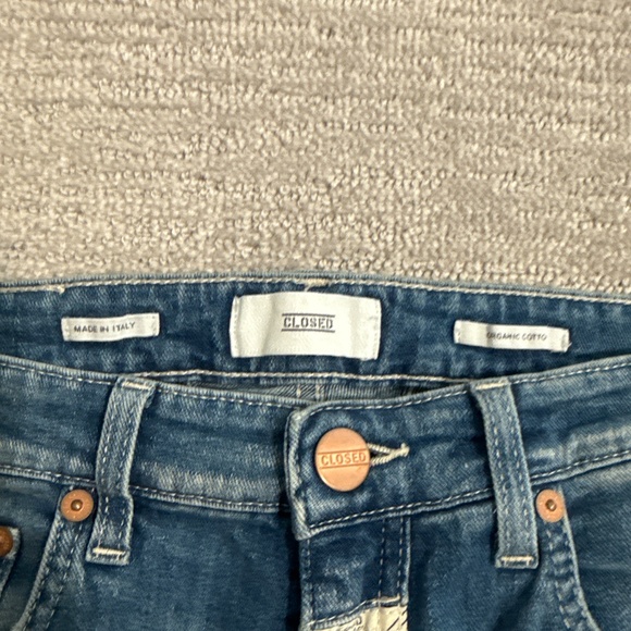 Excellent Condition Closed Jeans - Picture 2 of 10